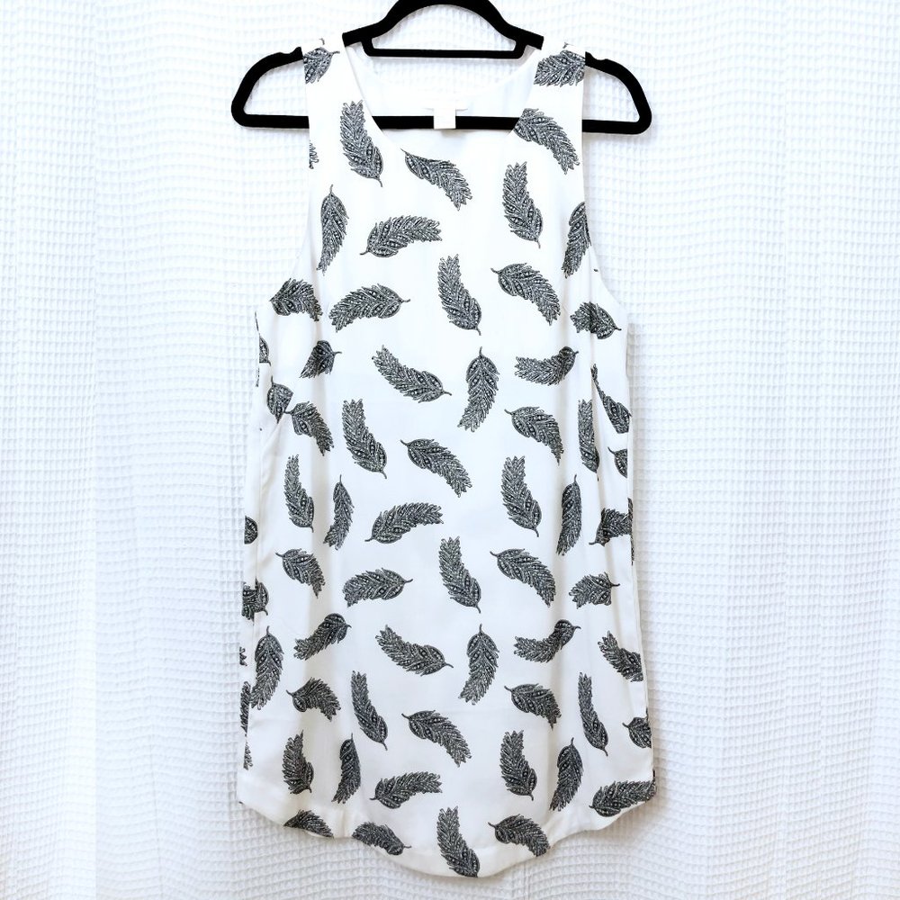 White & Black Feather Print Shirttail Dress